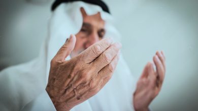 Arabic Old Man on Prayer